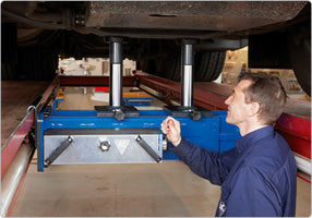 TRAVERSE DE LEVAGE AC HYDRAULIC À DOUBLE CYLINDRE FL-2M